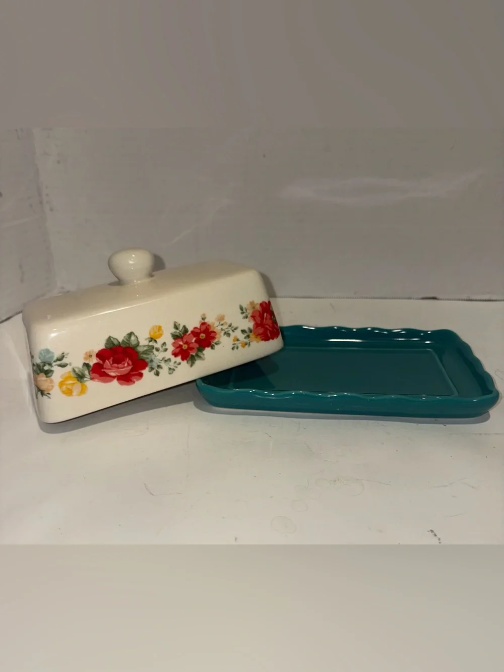 The Pioneer Woman Cream Floral Butter Dish with Teal Base